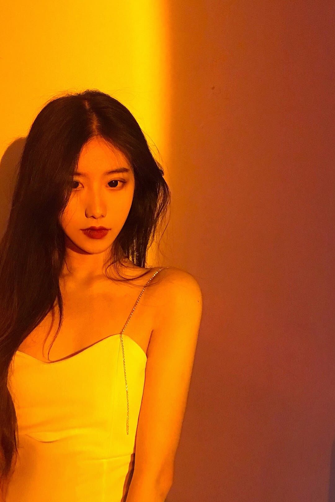 妹子肤白貌美好真爽，强烈推荐狼友体验